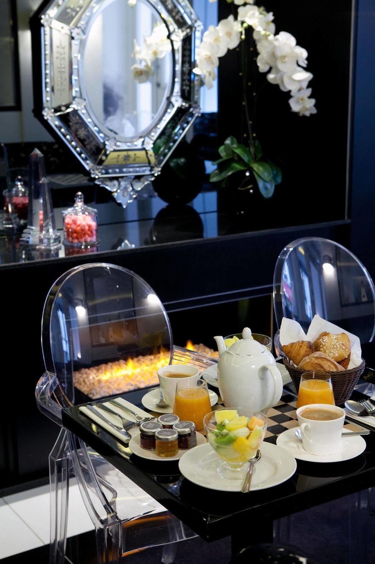 Petit Madeleine Hotel Paris Bagian luar foto